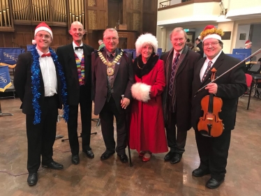 Southend West MP attends South Essex Youth Symphony Orchestra Christmas concert